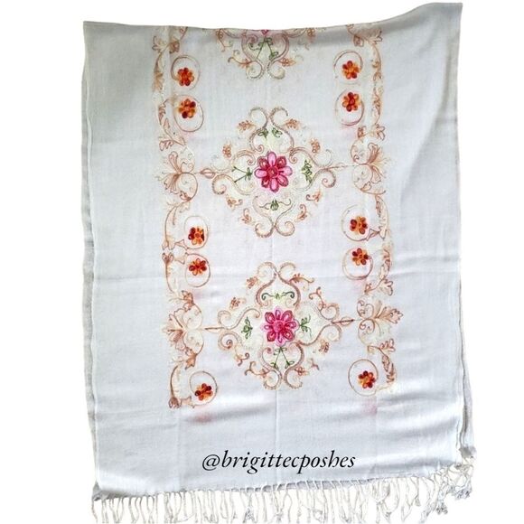 CHALINA  White Embroidered Shawl - Picture 5 of 10